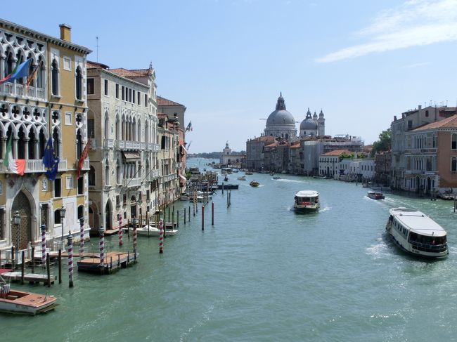 水の都ヴェネツィアを歩きまわった記録の後編です。<br />天気にも恵まれて最高の街歩きになりました。