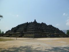 ４泊６日満喫ハネムナー ☆その５☆　　～３日目　ジャワ島 ボロブドゥール遺跡・ムンドゥッ遺跡へ～