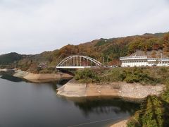 ２０１１・晩秋・九頭竜湖の紅葉