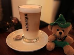 【欧州旅行２日目】 ○ ハイデルベルクで立ち寄った喫茶店　「KAFE KONDITOREI」