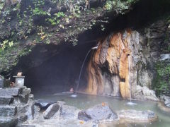富山県の洞窟温泉