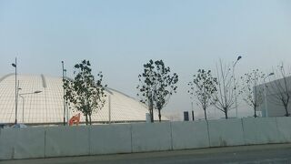 27日曜午前路線バスで出掛けたものの天津科技館と天津博物館は改装工事中で閉館