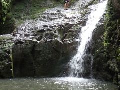 ユナイテッドビジネスで行くハワイ ④ カイルア・エリアにある緑豊かな滝を目指して歩く・・・マウナウイリ・トレッキングコース