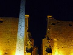 エジプト周遊記　２．　夜のルクソール神殿