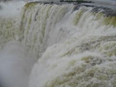 二度目の南米旅行はイグアスの滝観光・「悪魔の喉笛」編