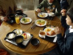 ０５．年末年始の釜山旅行　成田空港JALサクララウンジの朝食