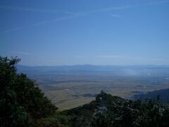 新潟へ　弥彦の山から見渡す瑞穂の大地