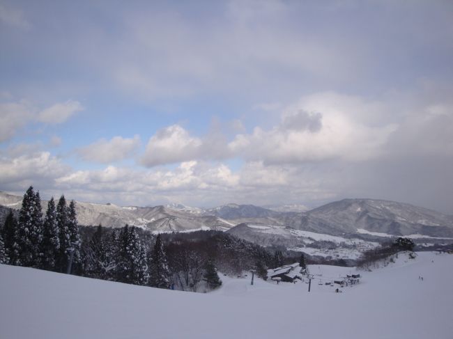 今シーズンも雪がたっぷり降るそうです(*^_^*)<br /><br />クリスマス寒波でたっぷり降った兵庫県神鍋(かんなべ)高原・万場スキー場で<br />今シーズンの初滑りを楽しんできました(^v^)