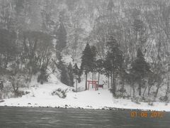 西山本 丘人、雪の降る前、限定800部城、希少画集画、新品額装付 西山英雄、【山】、希少な画集より、状態良好、新品高級額装付