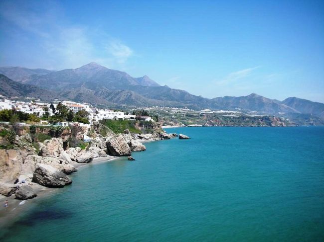 ネルハ_Nerja　青い夏（Verano Azul）！...という人気ドラマの舞台にもなった青い海岸リゾート