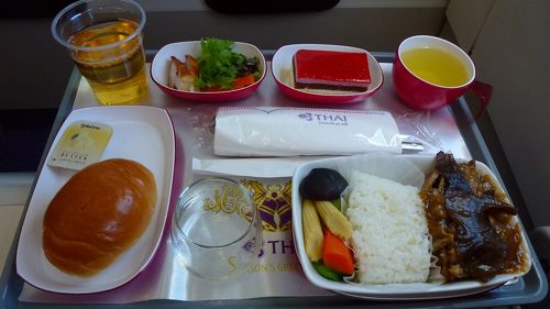 バンコク航空機内誌 キャセイパシフィック航空】関西からバンコクまでのフライト前編