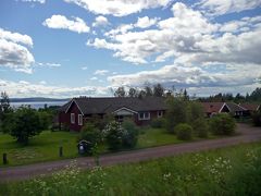 スウェーデン人の心の故郷で夏至祭（5/6）レクサンド近郊の町巡り，レクサンドの日本庭園