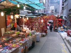 銅鑼湾「三思堂」と中環の市場（2011年香港　その6）
