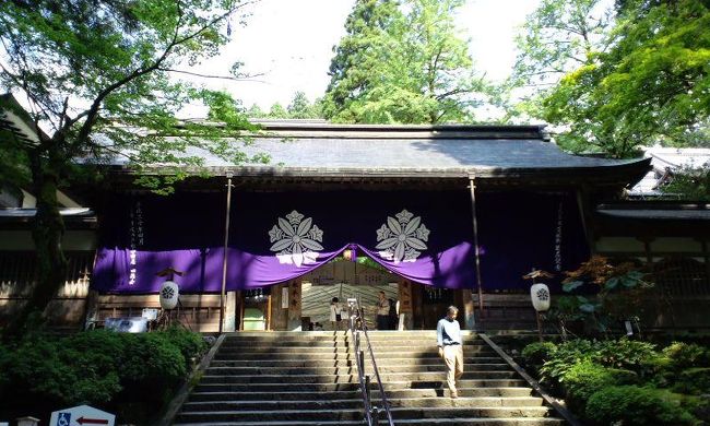 山中温泉から直通バスが通っていたので、<br />数時間だけ、永平寺に行きました。<br />何度行っても、すごいと思います。