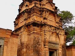 カンボジア04　プラサットクラヴァン・スラスラン　☆遺跡めぐり始めに