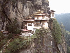 仏教に導かれた秘境の国を旅してみたくて―2006年10月、チャイナエアラインファーストクラスとＤｒｕｋ　Ａｉｒ(ロイヤルブータン航空)ビジネスクラスを利用して行く、ブータン９日間の旅行記―　その６