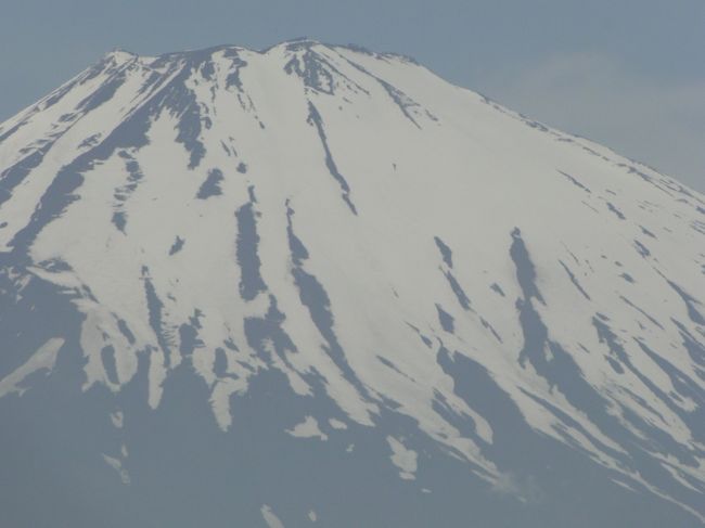 箱根から富士山は近いのですが、綺麗に見られるか否かは　本当に運次第です。<br />勿論、　運だけでなく分単位で変わる景色です。