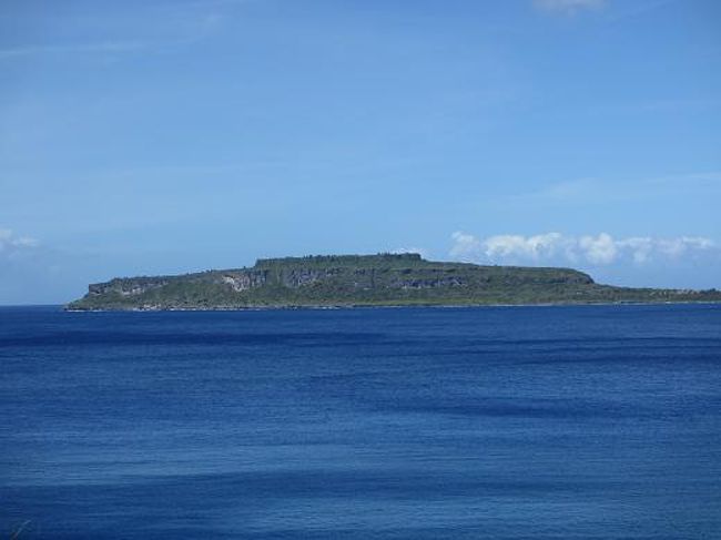 ずっと気になっていたロタ島。グアムからわずか60kmと近いにも関わらず手つかずの自然が多く残されている島です。<br />出発直前になって乗継便の欠航があったりとハプニングがありましたが、無事に行く事が出来ました