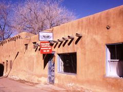 プエブロ族の様式の建築を求め　ニューメキシコへ