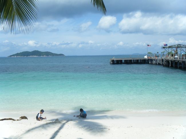 マレーシアのラワ島<br />人がいない!<br />海がきれい!<br />魚がいる!<br />そんなリゾートです。