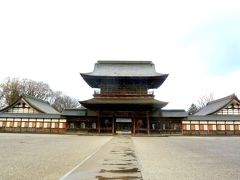 奥の細道を訪ねて第14回22国宝・加賀藩前田家の菩提寺・瑞龍寺外観　in 高岡市