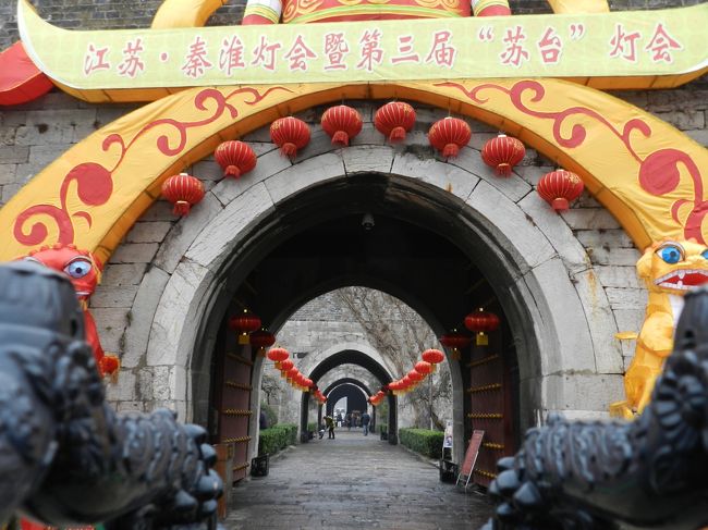 三国時代からの古都・南京の石頭城に始まり、無錫では三国城の映画村で三国志を体感、蘇州盤門に感動し、久しぶりに中華!を味わう旅でした。