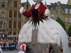 ◆猫祭りinイーペル◆３年に一度のベルギーの猫祭り◆2009年5月◆