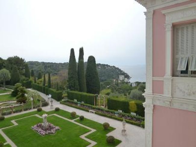 春の優雅なコートダジュール旅♪　Ｖｏｌ２６（第３日目午後）　☆サン・ジャン・カップ・フェラの豪華な別荘「Villa Ephrussi de Rothschild」：素晴らしいアンティークを鑑賞♪