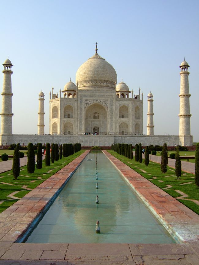 2007年のGWを利用して駆け足でインドの主要観光地を回ってきました。<br />三回目の海外で初の「一人旅」でした。