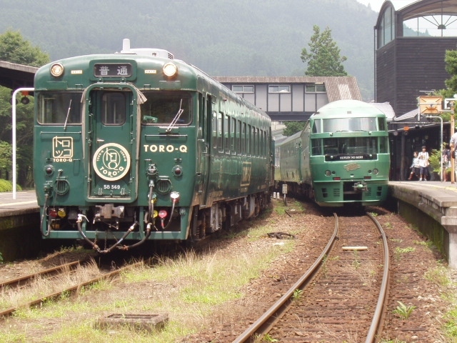 2009.08 西日本パスで四国・九州へ（１）高知城と道後温泉、別府に由布院と特急でまわろう