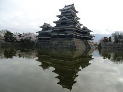 2012年4月　城巡り　第１日　松本城(現存天守２)、春日山城跡、山中温泉