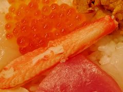 青森-4　古川市場　のっけ丼は鮮度一番　☆珍しい食材も豊かに