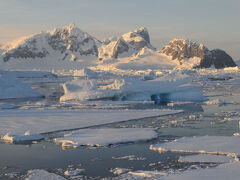 夢の南極クルーズ（２）：　南極圏に迫る