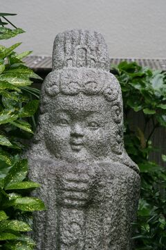 2012春、清州越しの東寺町(11/11)：浄土宗の西蓮寺：東と南出入口、参道、境内、石灯篭