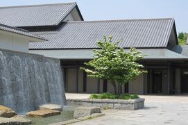 2012春、名古屋能楽堂(2/3)：能楽堂、定例公演写真展示、人工の滝
