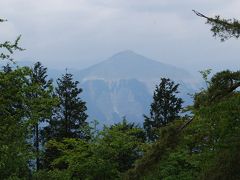 新緑の丸山登山ハイキング①芦ヶ久保～丸山山頂迄