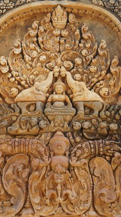 灼熱！柬埔寨（14）ベンメリアの遺跡観光の後は、バンテアイ・スレイの彫刻の精緻さにただただ感動する。