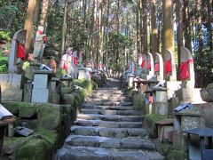 奈良宝山寺裏参道を登る