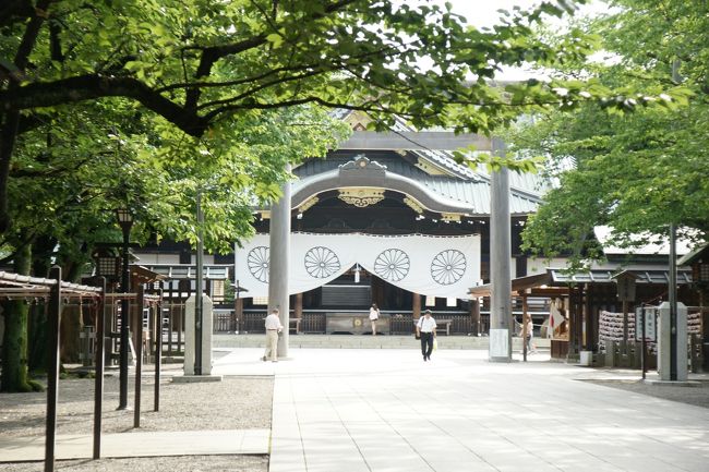 御茶ノ水から歩いて、神田明神、湯島聖堂、水道橋、九段下、靖国神社<br /><br />靖国神社<br /><br />みたままつり<br />前夜祭 7月13日 午後 6時 <br />第一夜祭 7月14日 午後 6時 <br />第二夜祭 7月15日 午後 6時 <br />第三夜祭 7月16日 午後 6時 <br />