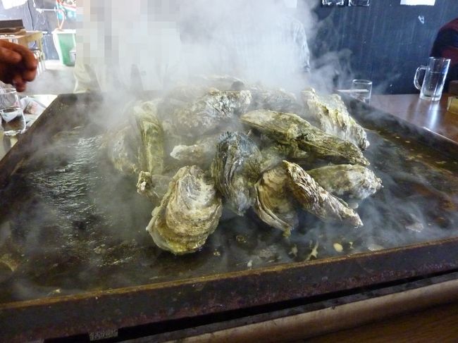 日帰りで道南の日本海側をドライブ。寿都町に焼き牡蠣食べ放題のお店が2011年に出来たということで、食べに行ってきました。<br />ついでに道の駅にも寄って道の駅スタンプラリーのスタンプを押してきました。