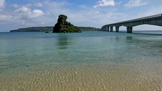 2012.7沖縄名護出張旅行5-レンタカーで古宇利島へ，屋我地島のきれいな海