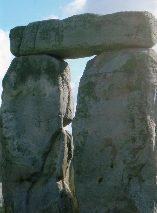 紀元前３０００年頃に造られたという伝説の巨石を見に<br />わざわざソールズベリに行ってみた