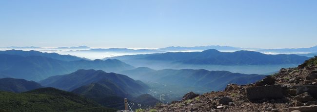 2泊の山旅に出かけました。2泊目の旅行記です。<br />1泊目は、前旅行記をご覧下さい。<br /><br />7月29日(日)15時　平湯温泉にチェックイン。<br />7月30日(月)16時半　乗鞍高原にチェックイン。<br /><br />表紙写真：乗鞍岳からの眺望。