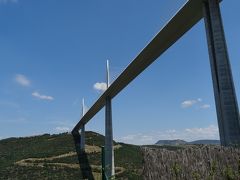 フランスの美しい村と町を巡るドライブ旅行④（Conque～Millau）