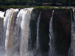 イグアスの滝　一人滝三昧の旅　その１　