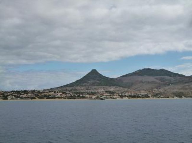 優雅なポルトガル旅・憧れのマデイラ島でバカンス♪　Ｖｏｌ１１０（第１０日目午前）　☆ポルト・サント島：Porto Santoフェリーのファーストクラスでポルト・サントへ船旅♪美しい島を洋上から眺めて♪