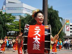 さんさ踊りから松川温泉・八幡平へ（一日目）　～お腹に抱えた太鼓を叩いて、盛岡の夏を熱く盛り上げます