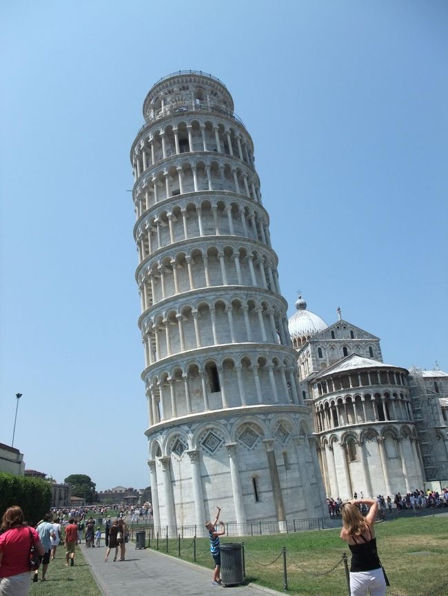 ２回目のヨーロッパ旅行の舞台はイタリア☆<br /><br />ユーロスターに乗って,ローマ→フィレンツェ→ヴェネチア→ミラノ｡｡<br />イタリアをたっぷりと満喫!!<br /><br />今回も,ヨシコさん(母)と２人の母娘旅☆