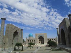2011年秋ウズベキスタン旅行第５日目（2）サマルカンド：レギスタン広場（前編）～主にウルグベク・メドレセ
