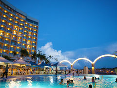 沖縄でシーカヤック＆ホテルのプールでのんびり5日間